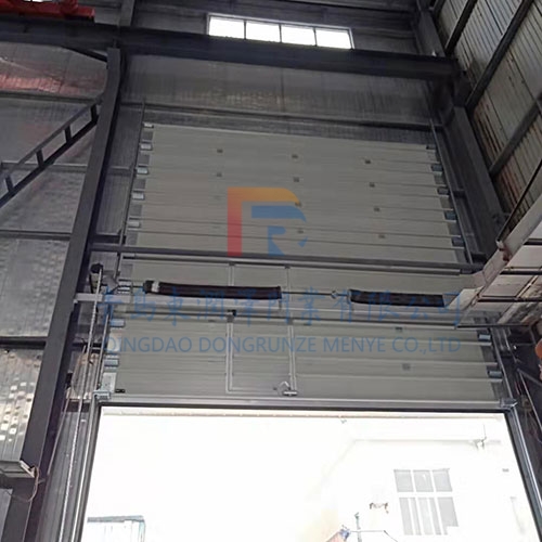 潍坊工业电动翻板提升门生产厂家